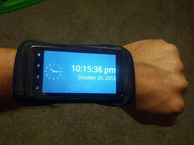 Your Cell Phone Cannot Replace a Beautiful Wristwatch