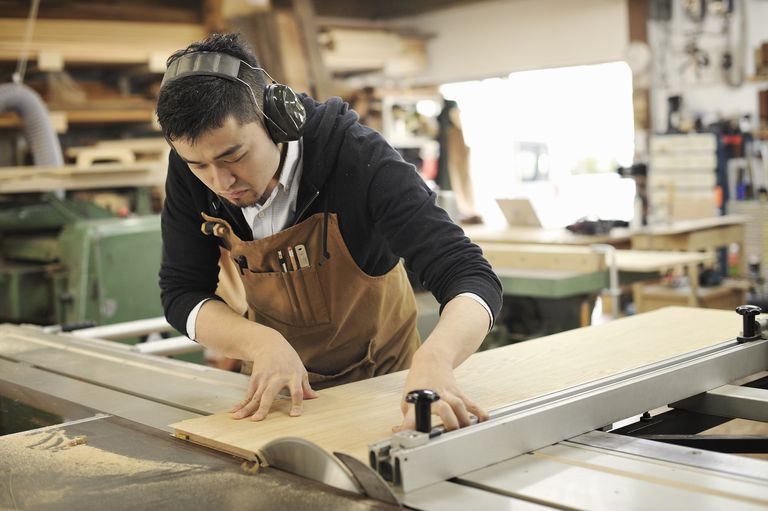 How To Become A Successful Carpenter